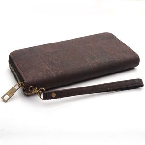 NWOT Cork wristlet / wallet